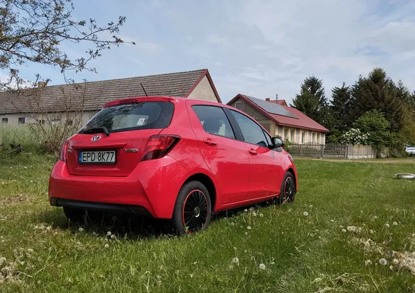 byczyna Toyota Yaris cena 34000 przebieg: 215000, rok produkcji 2015 z Byczyna